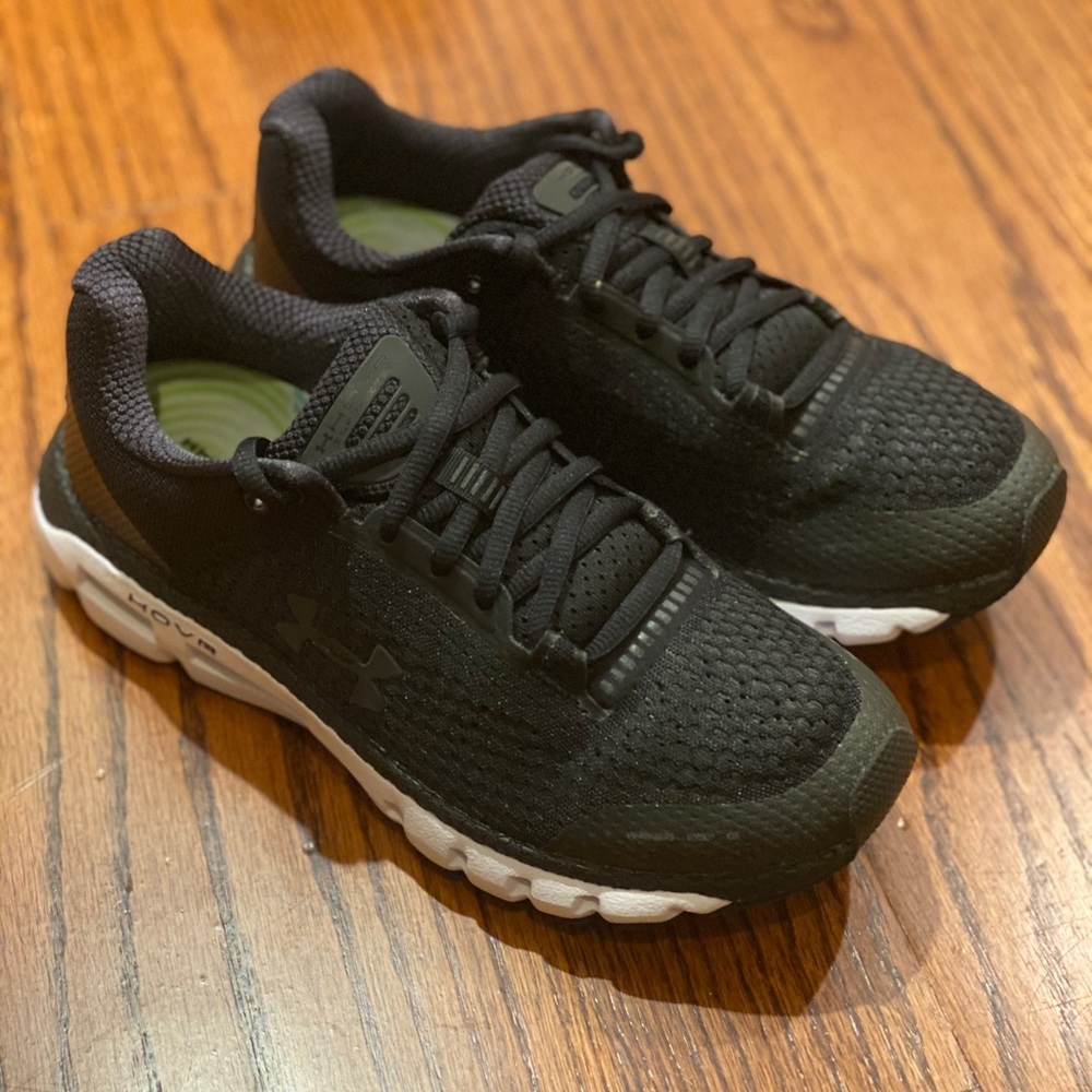 NIB Under Armour Hovr Infinite Sneakers Womens 7